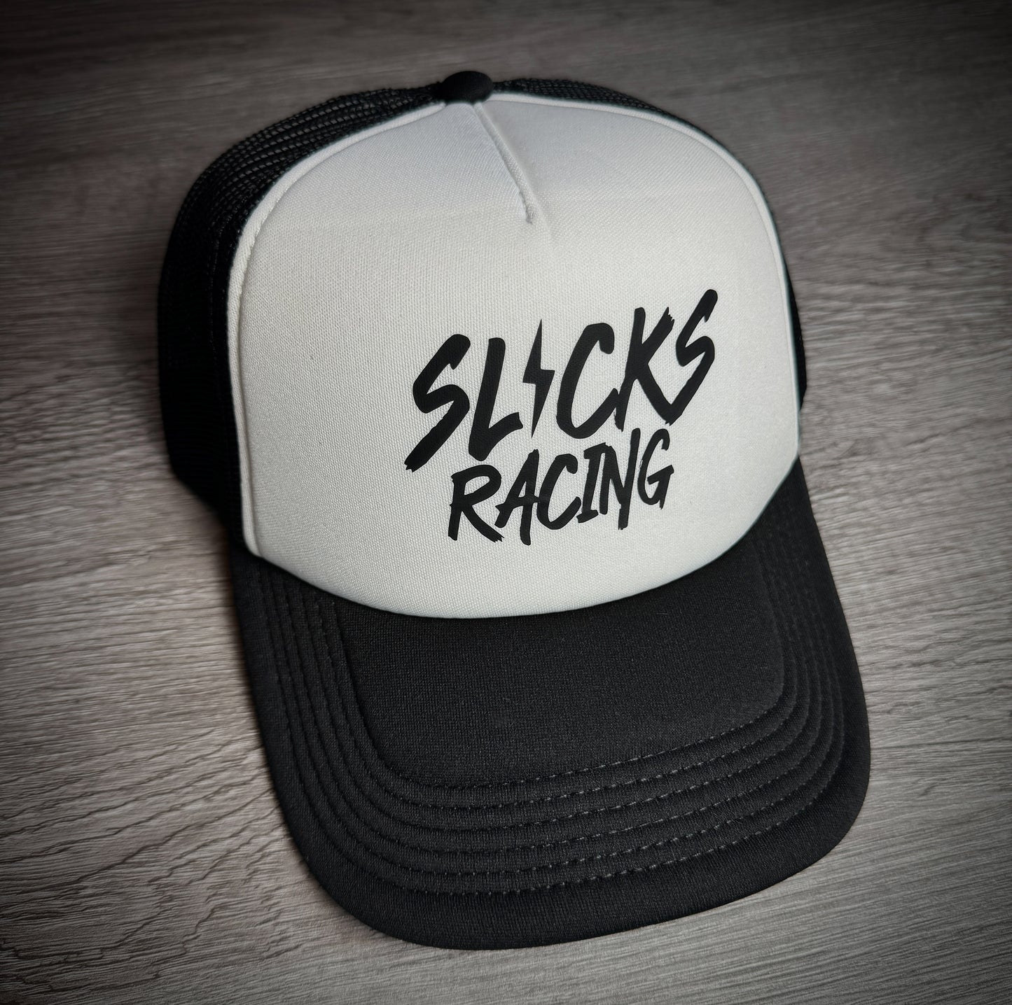 Racing Series Trucker