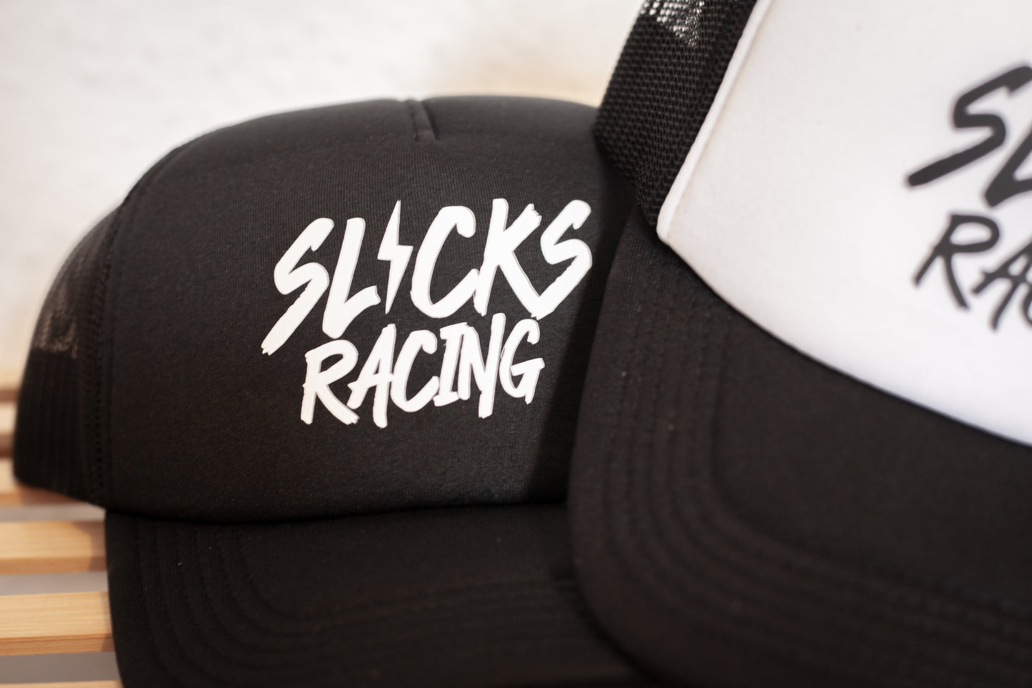 Racing Series Trucker