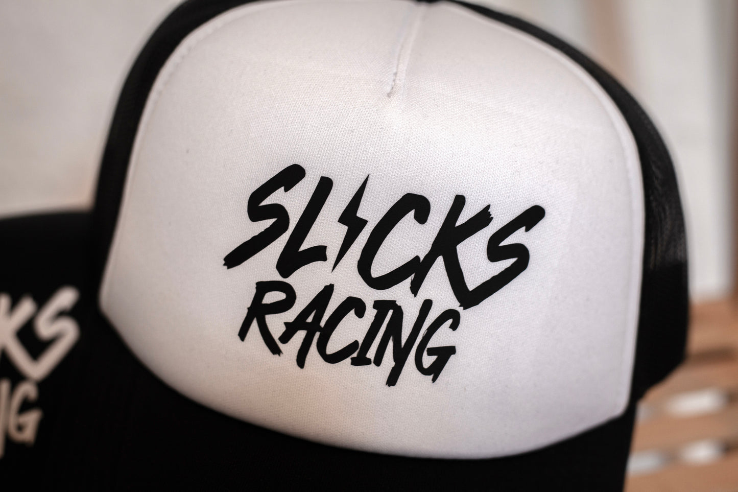 Racing Series Trucker