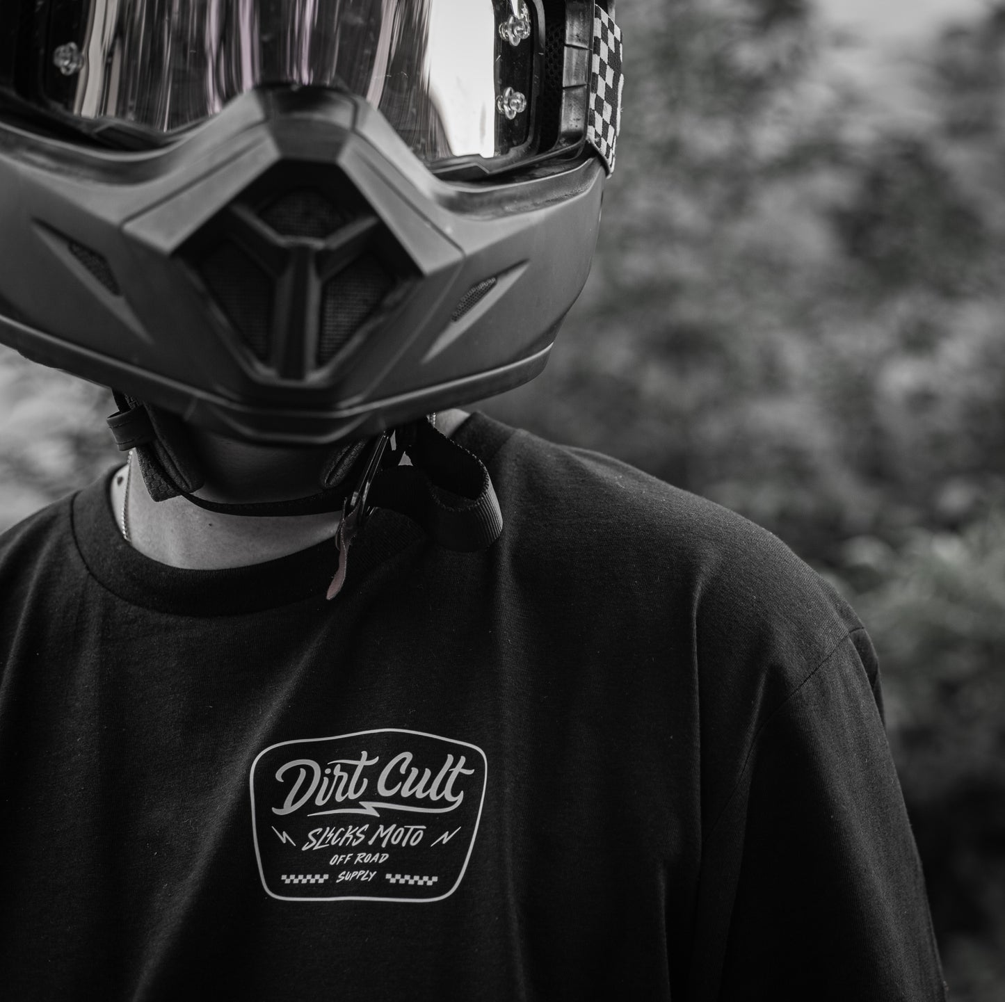 Dirt cult T